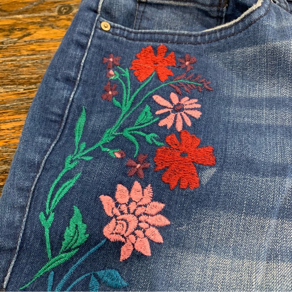 Vintage America Blue Jeans Embroidered Embroidery Floral Bestie Skinny 14 - Picture 4 of 16